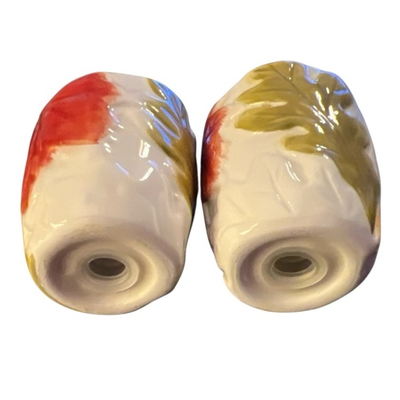 Vintage Fall Leaves Ceramic Salt and Pepper Shakers Autumn Leaves Thanksgiving - Picture 3 of 12